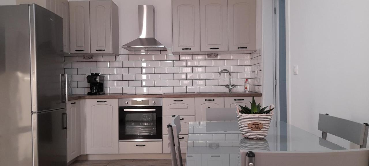Alisachni Apartment Kini Ngoại thất bức ảnh